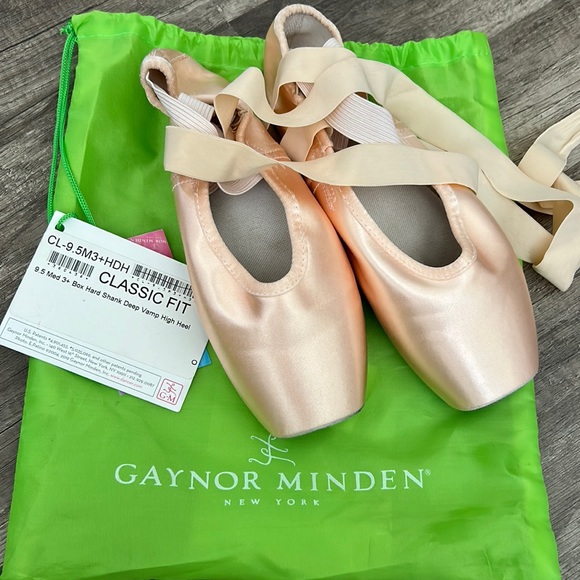 Gaynor Minden Shoes American Made Gaynor Minden Pointe Shoes Poshmark